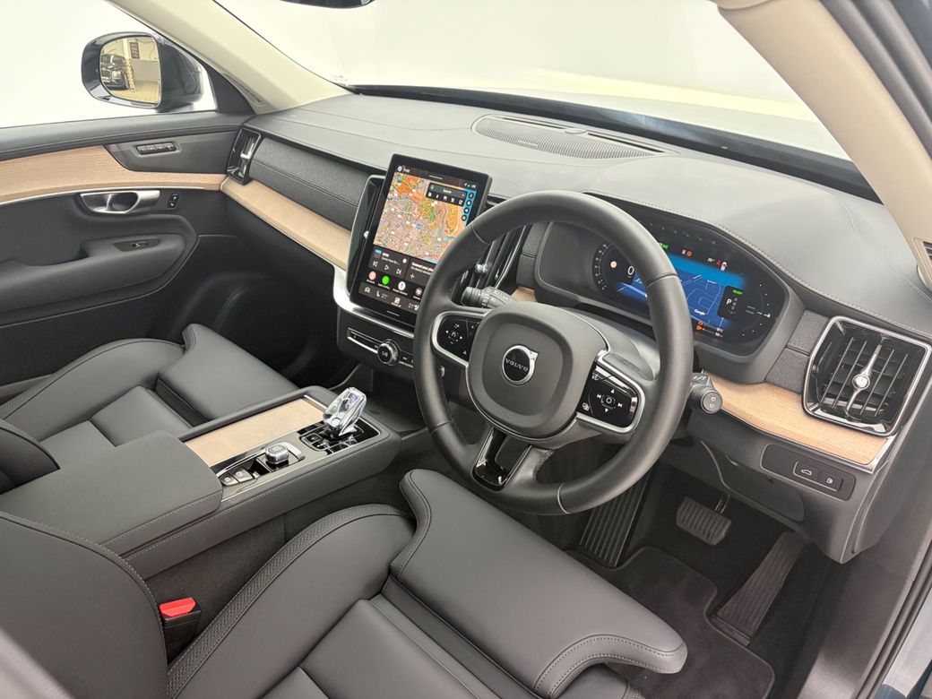 2025 Volvo XC90
