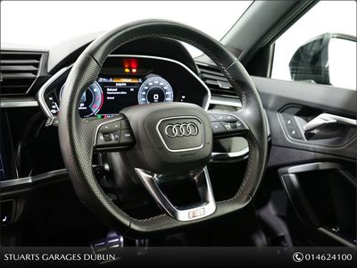 2022 Audi Q3