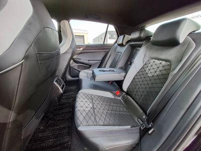 2024 Volkswagen Golf