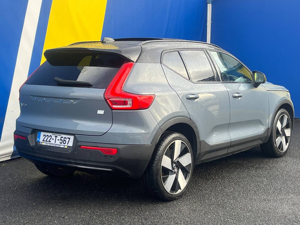 2022 Volvo XC40