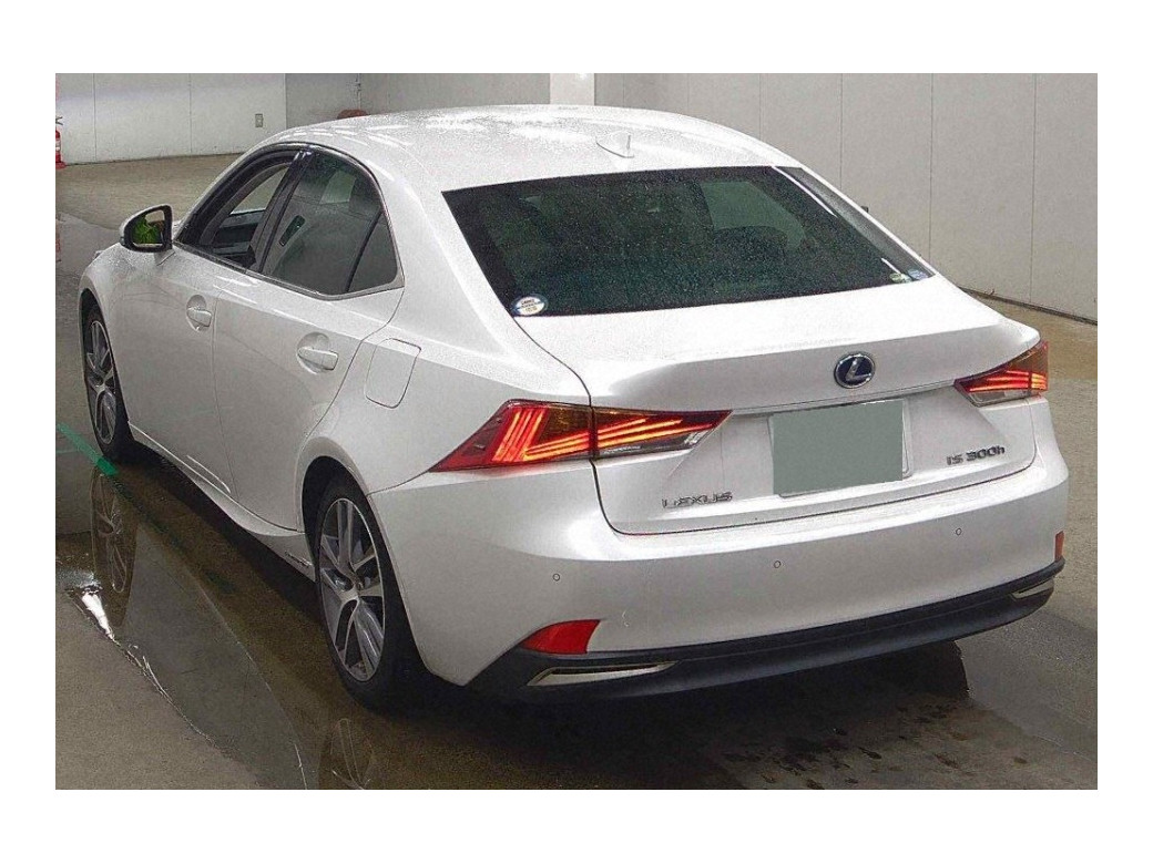 2018 Lexus IS 300h