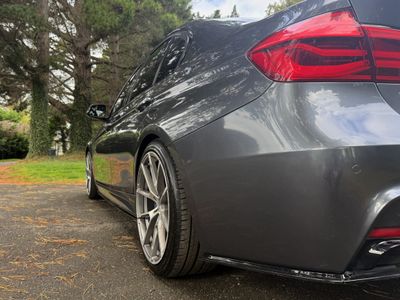 2017 BMW 330