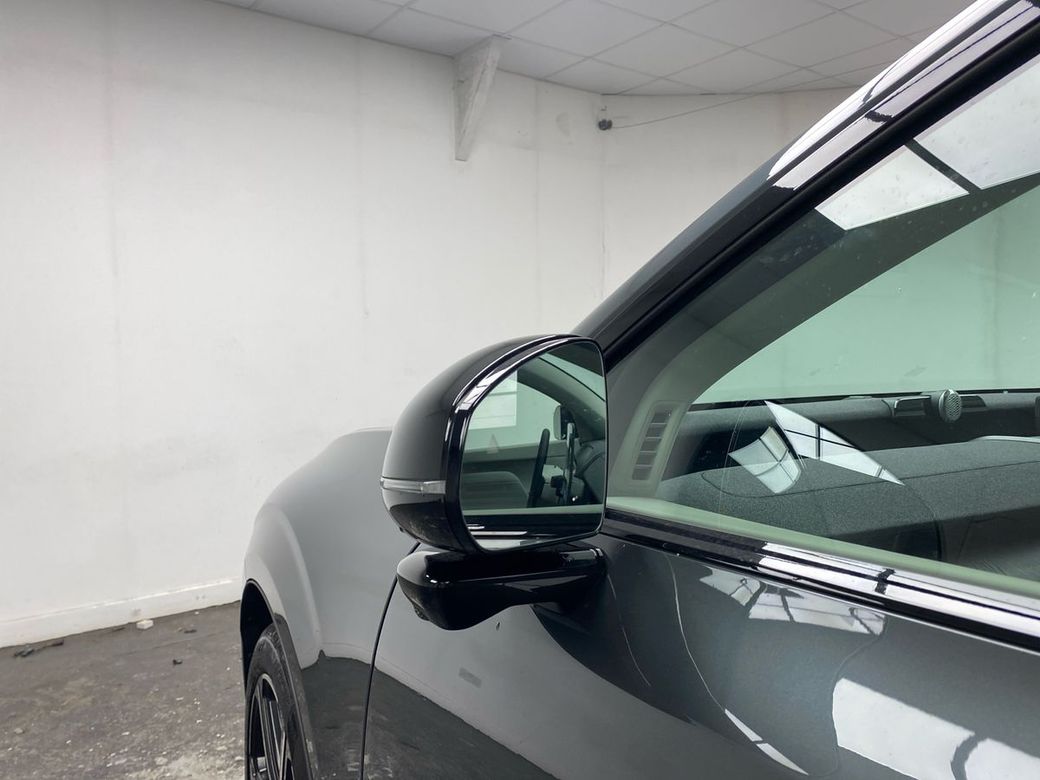 2027 Volvo EX60
