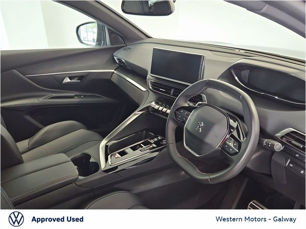 2025 Peugeot 5008