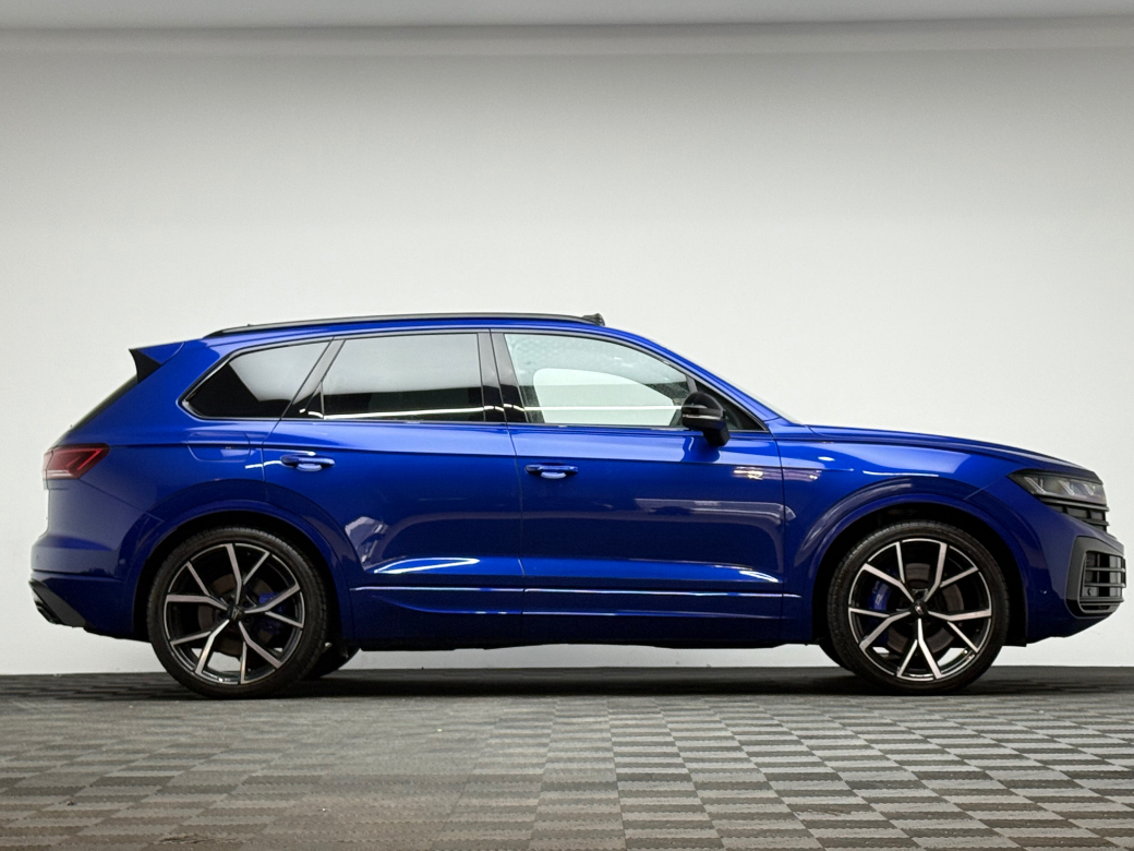 2025 Volkswagen Touareg