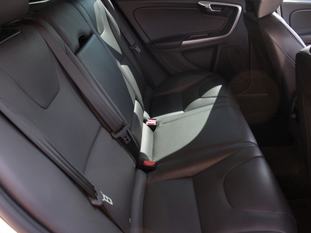 2018 Volvo V60