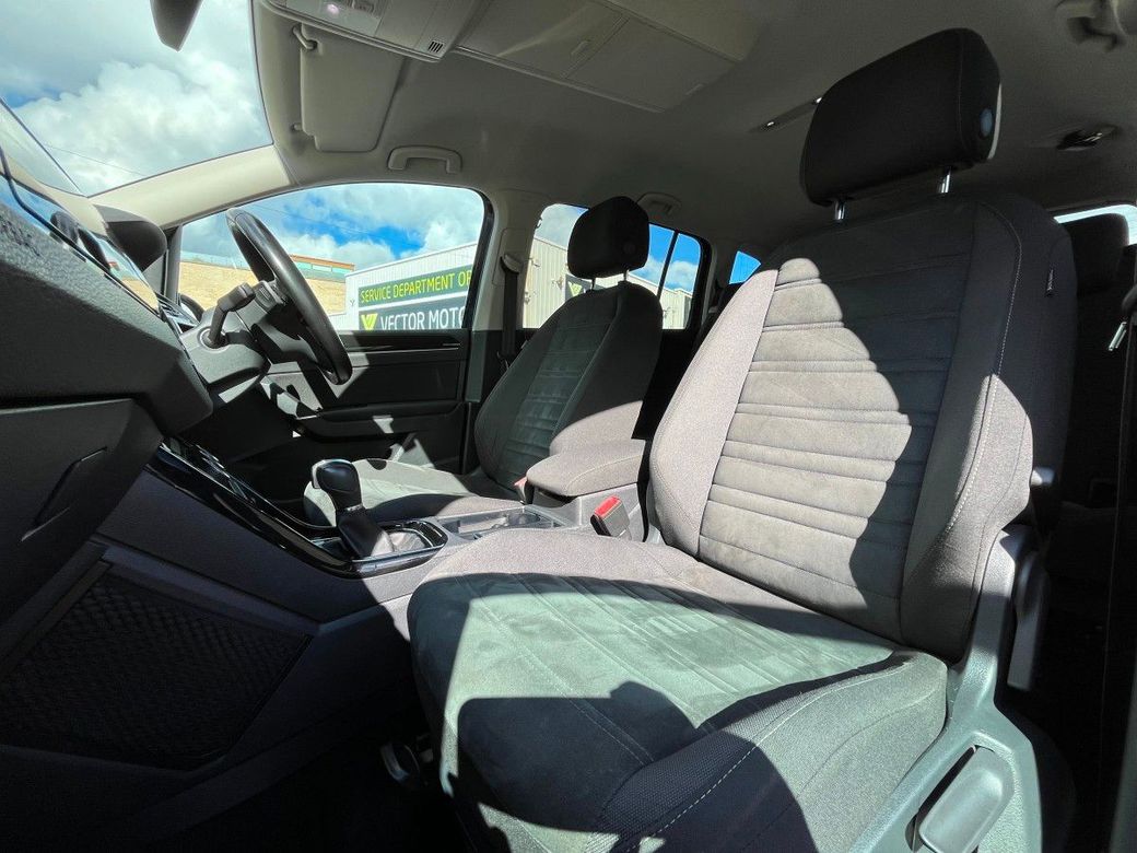 2017 Volkswagen Touran