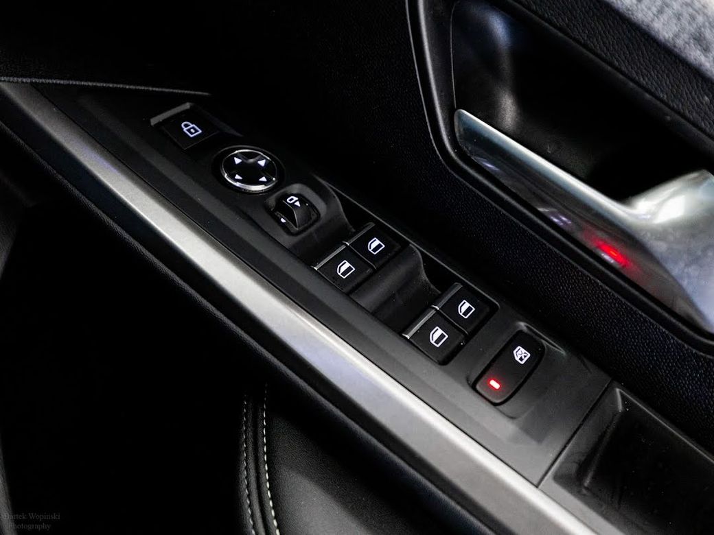 2025 Peugeot 5008