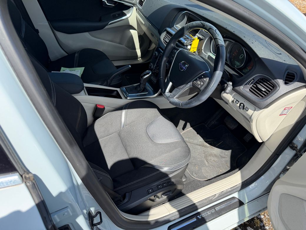 2013 Volvo V40
