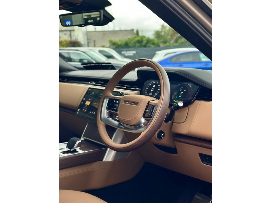 2025 Land Rover Range Rover