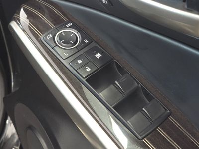 2019 Lexus IS 300h
