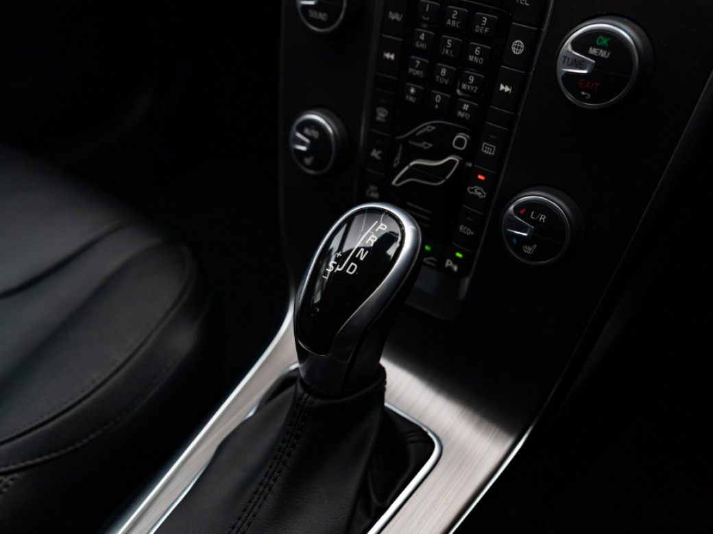 2015 Volvo V40