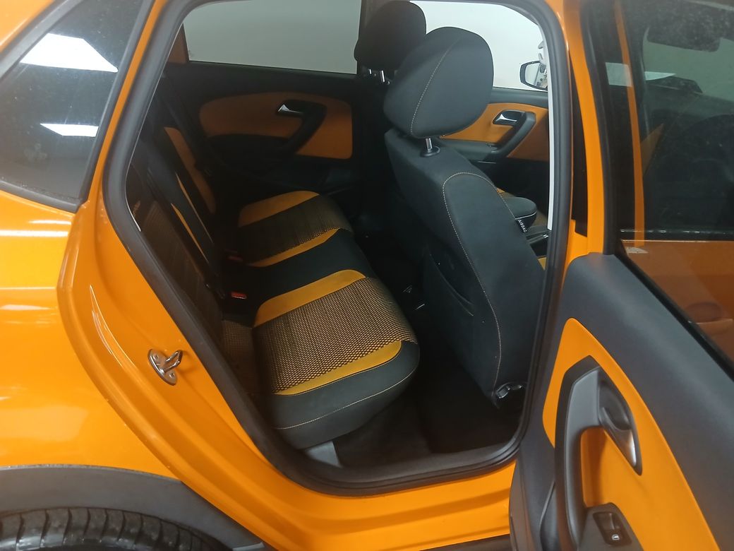 2012 Volkswagen Polo