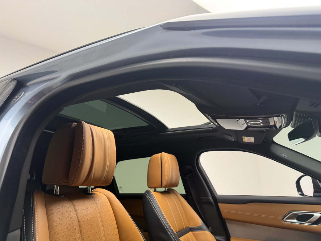 2022 Land Rover Range Rover Velar