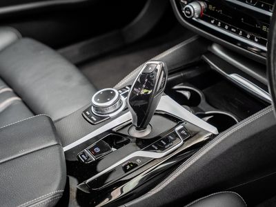 2022 BMW 5 Series