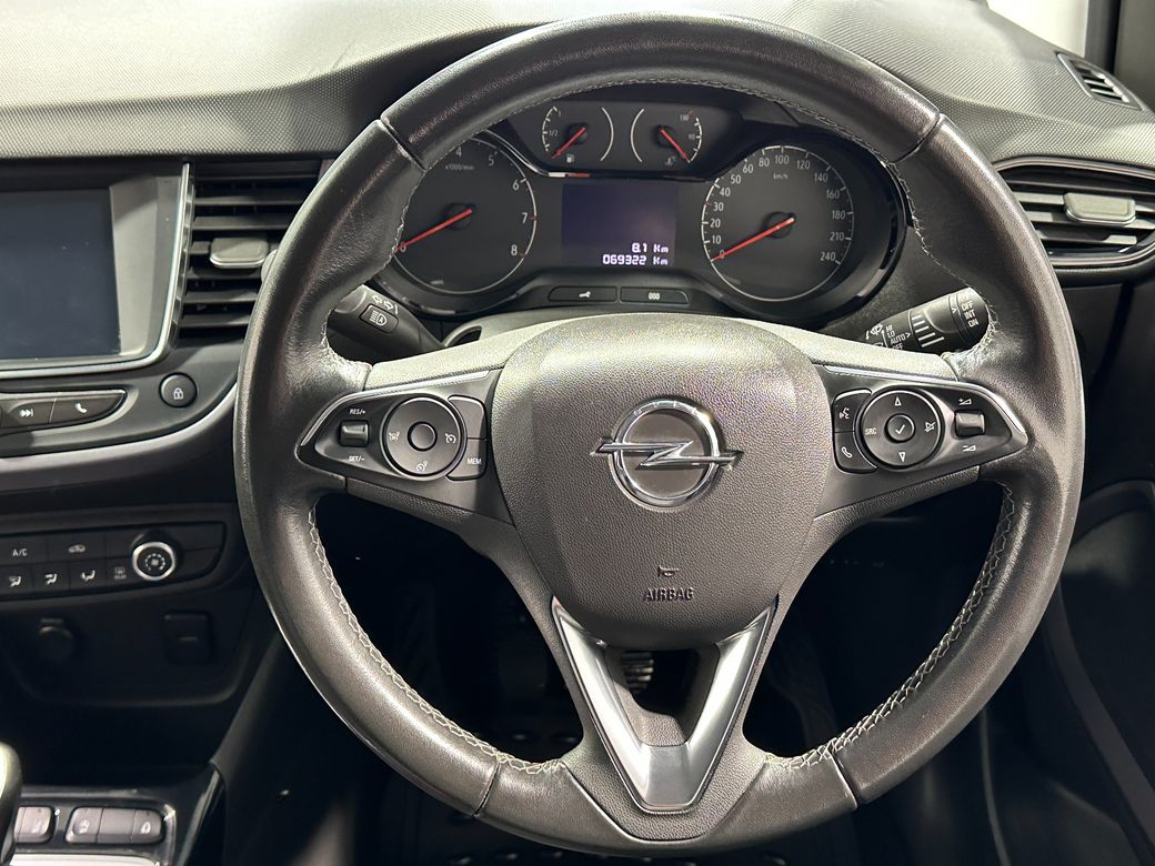 2023 Opel Crossland X