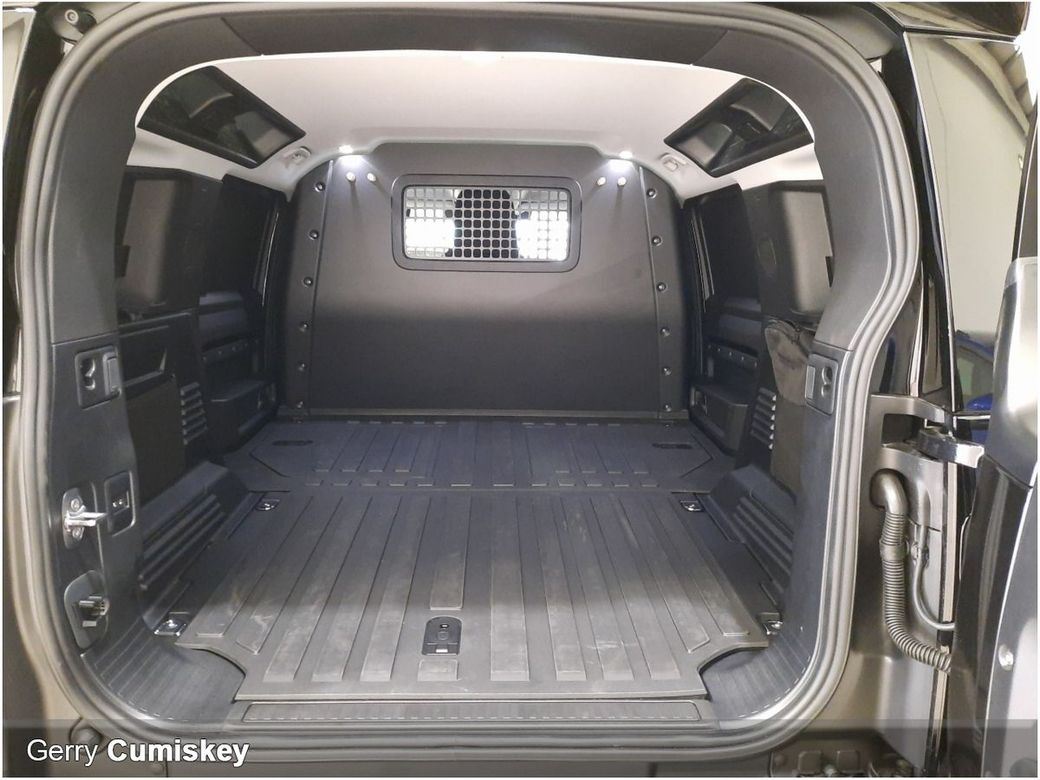 2026 Land Rover Defender