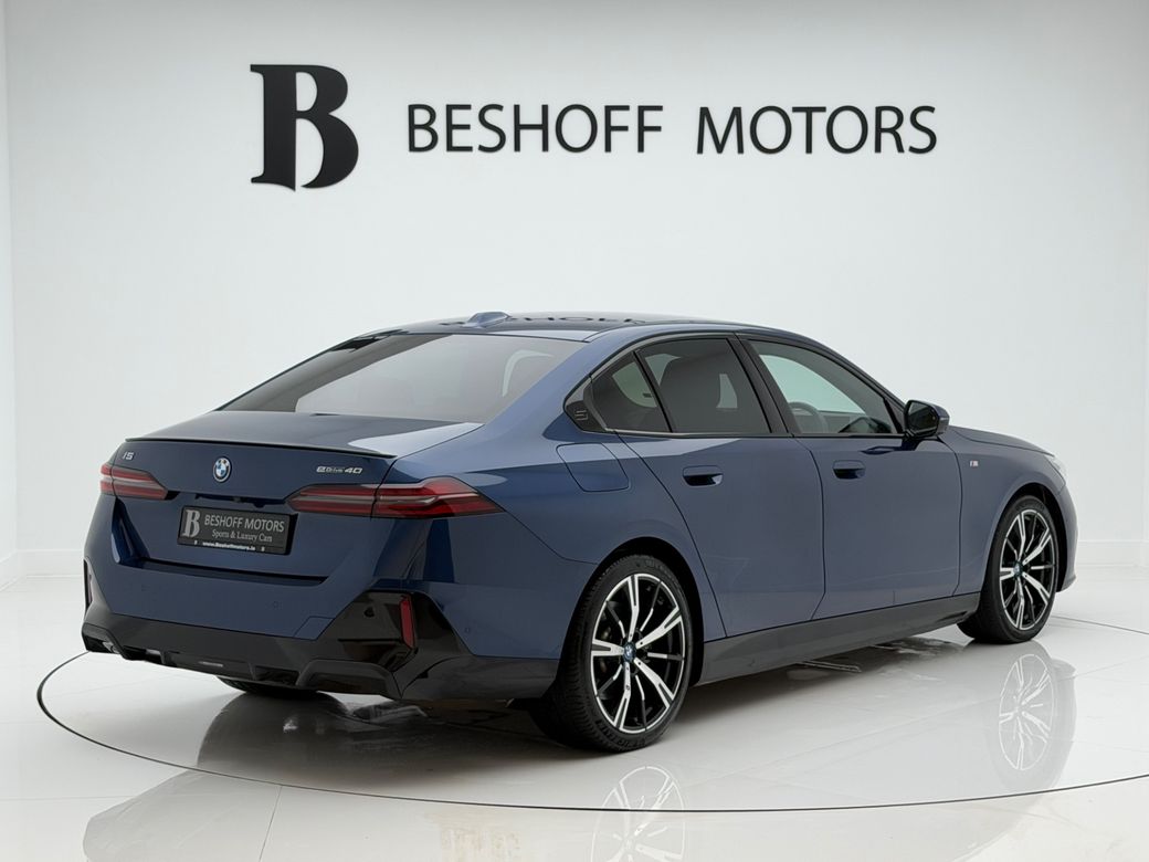 2024 BMW i5