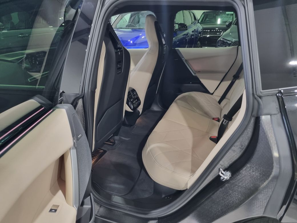 2025 BMW iX