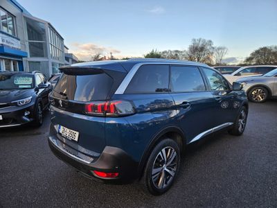 2021 Peugeot 5008