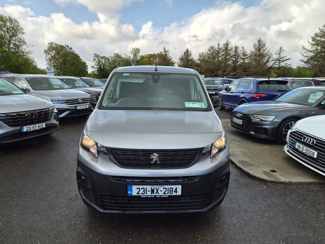 2023 Peugeot Partner