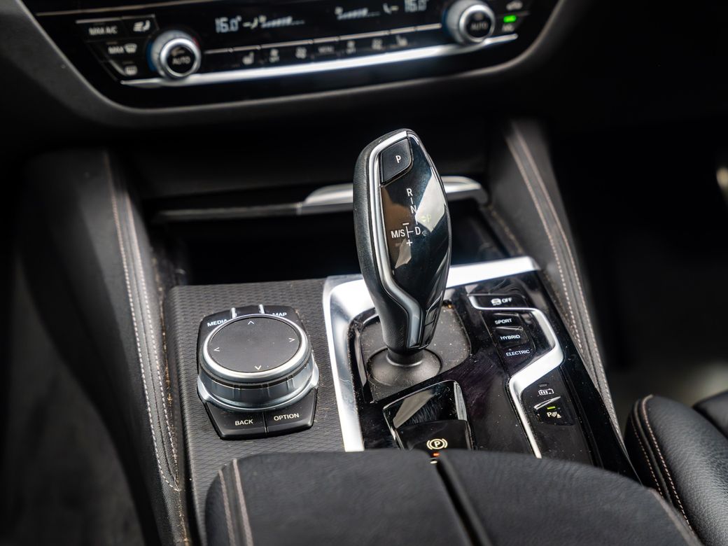 2021 BMW 5 Series