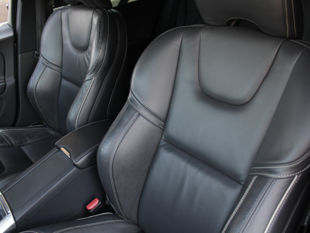 2016 Volvo V60
