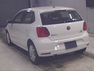 2015 Volkswagen Polo