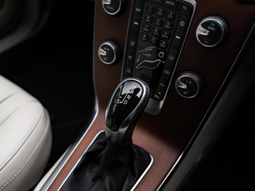2016 Volvo V40