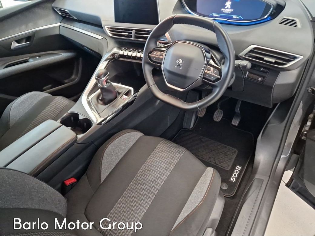 2020 Peugeot 5008