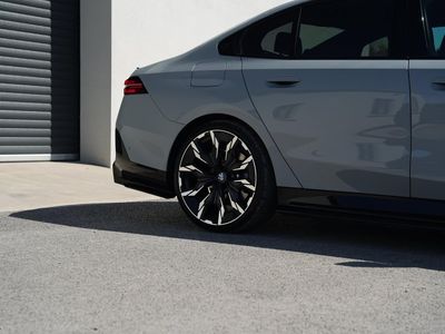 2025 BMW 5 Series