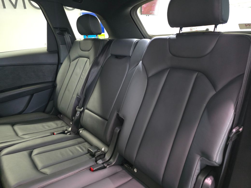 2022 Audi Q7