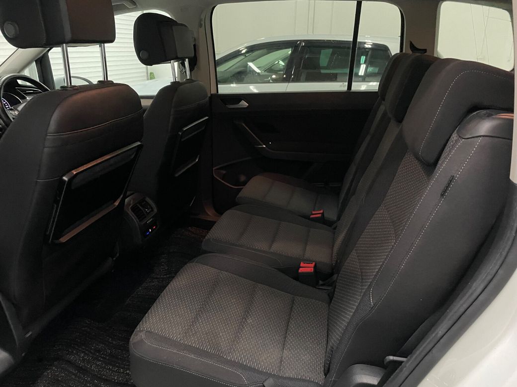 2017 Volkswagen Touran