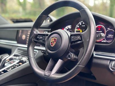 2023 Porsche Panamera