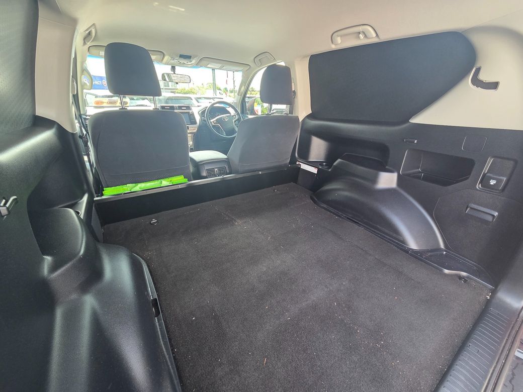 2020 Toyota Landcruiser