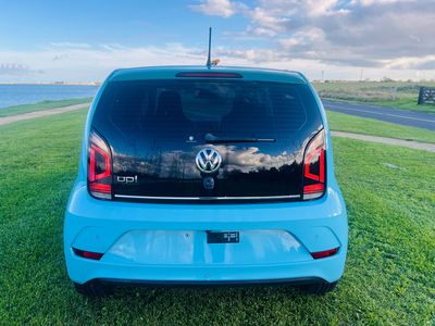 2019 Volkswagen up!