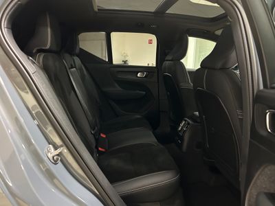 2023 Volvo XC40