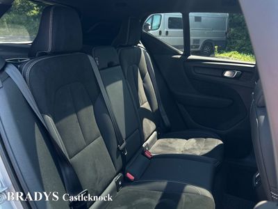 2023 Volvo XC40