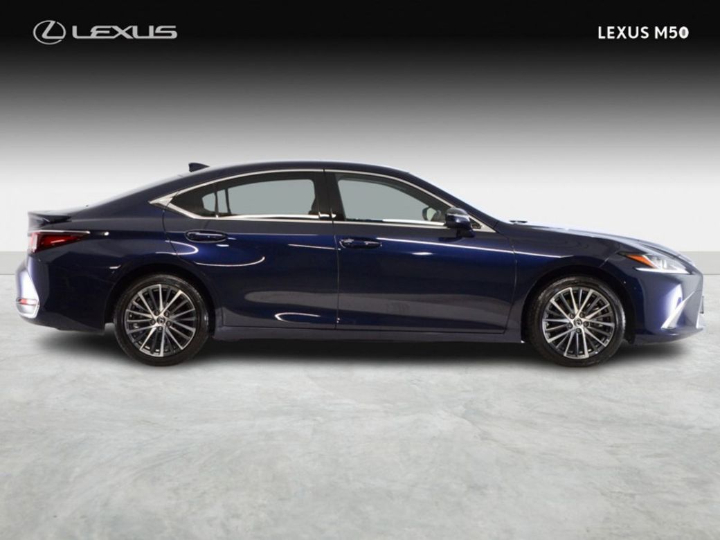 2025 Lexus ES 300h