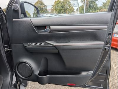 2024 Toyota Hilux