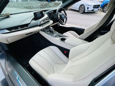 2018 BMW i8