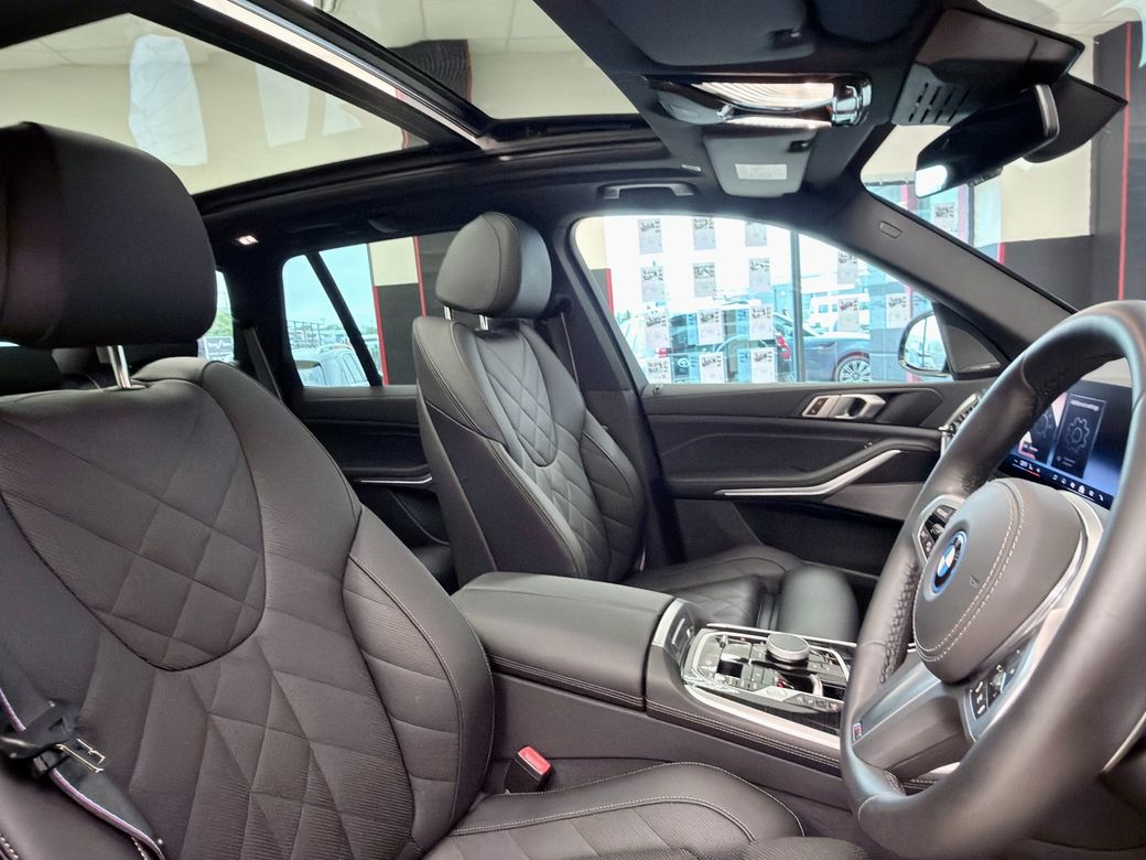 2025 BMW X5