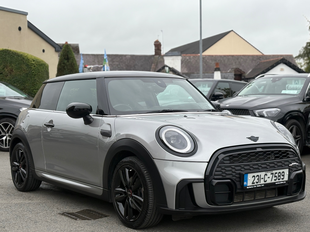 2023 Mini Hatch
