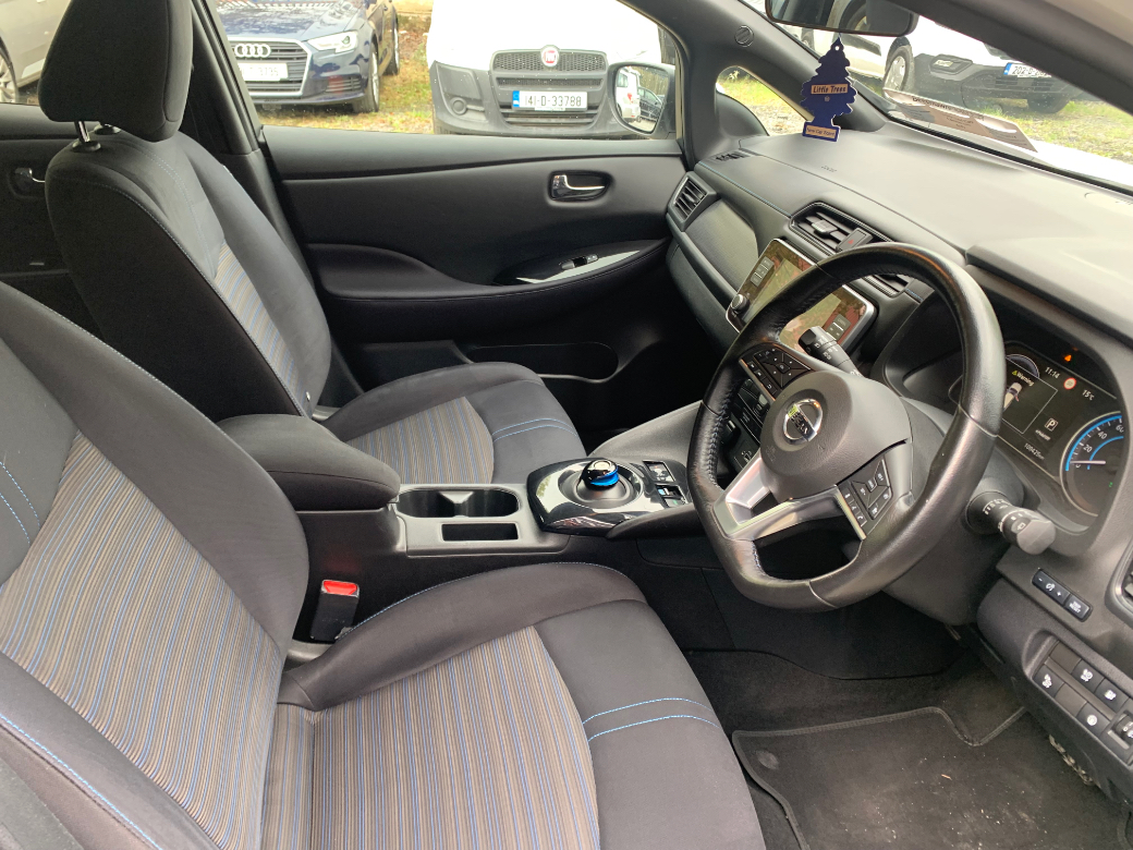 2020 Nissan Leaf