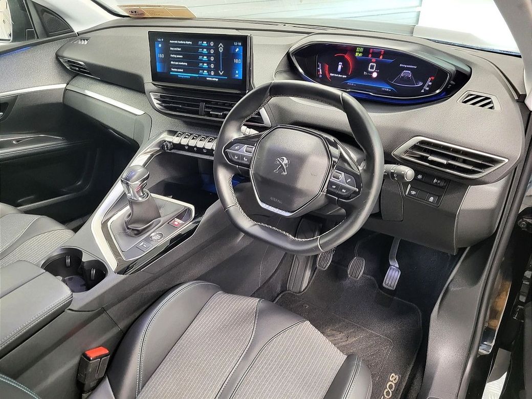 2022 Peugeot 5008