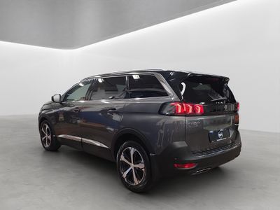 2021 Peugeot 5008