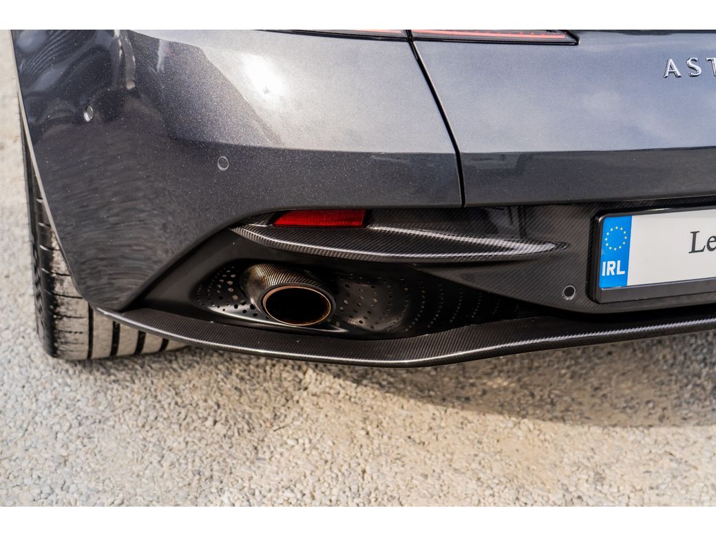 2024 Aston Martin DB12