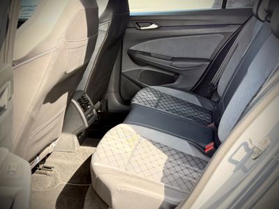2023 Volkswagen Golf