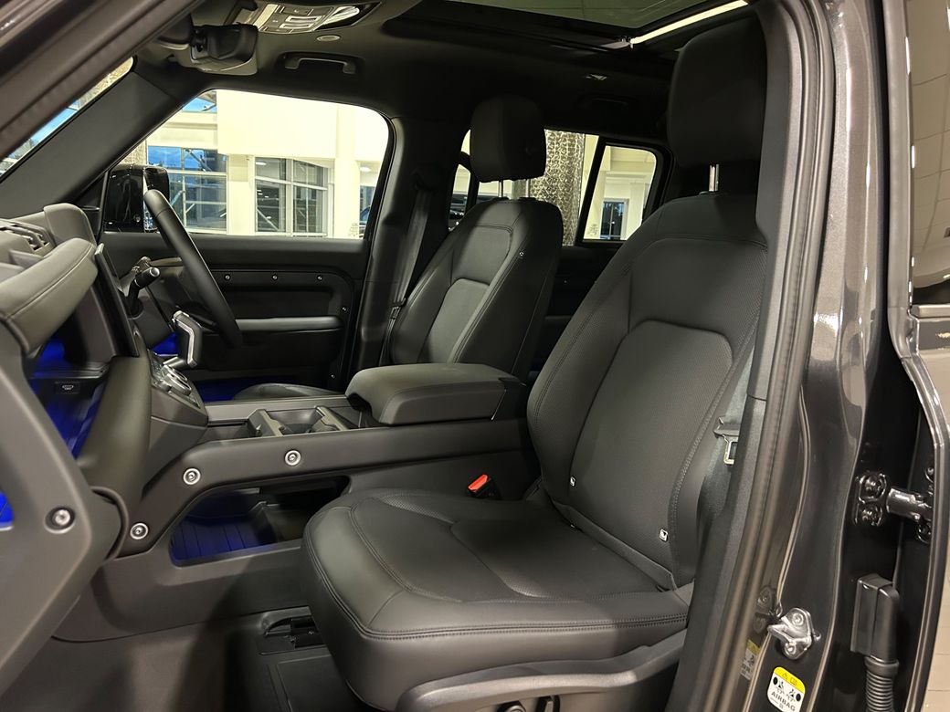 2025 Land Rover Defender
