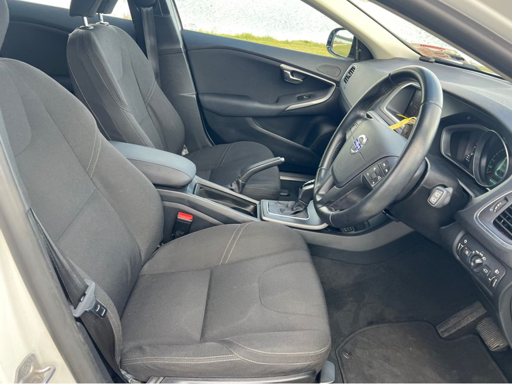 2014 Volvo V40